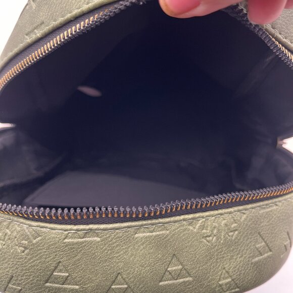 Legend of Zelda Small  Backpack Bioworld Triforce Hyrule Logo Faux Leather Bag - Picture 5 of 9